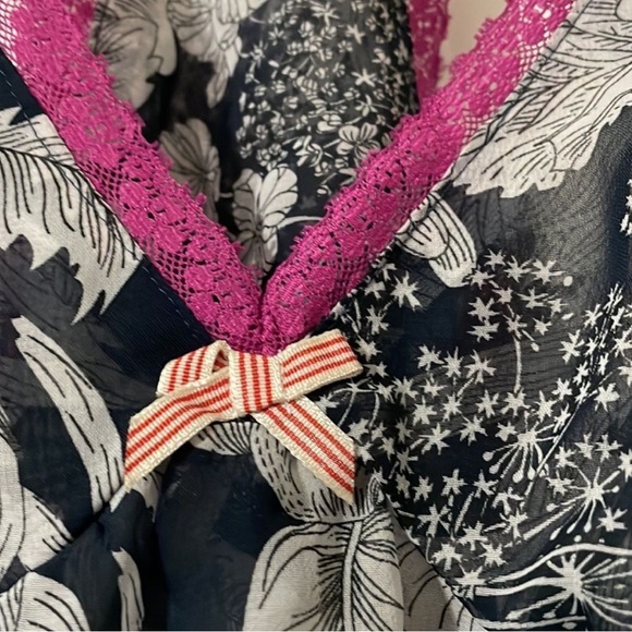 Donated ⭐️ Liberty of London Beautiful, Sheer Fabric Halter Size M - Picture 2 of 8